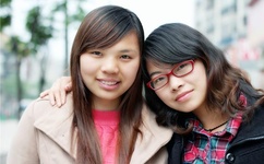 双性人生殅器自交图片